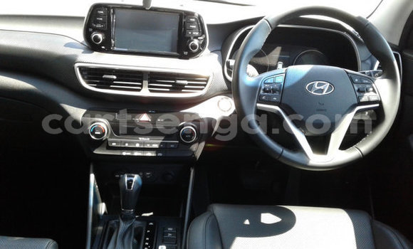 Nunua Ilio tumika Hyundai Tucson Silver Gari ndani ya Hluti nchini Wilaya ya Shiselweni Nunua Ilio tumika Hyundai Tucson Silver Gari ndani ya Hluti nchini Wilaya ya Shiselweni