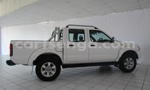 Acheter Occasion Voiture Nissan NP 300 Blanc à Mbabane, Manzini Acheter Occasion Voiture Nissan NP 300 Blanc à Mbabane, Manzini