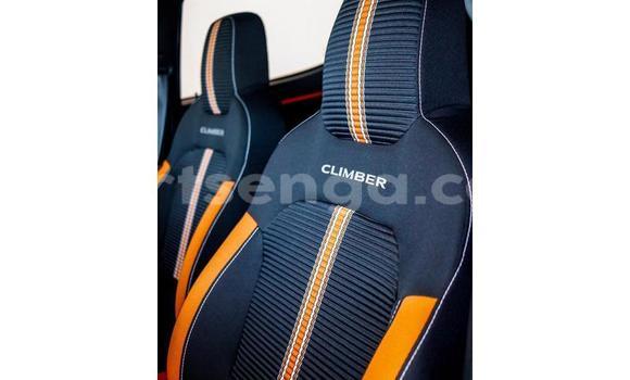 Buy Used Renault KWID White Car in Ezulwini in Hhohho Buy Used Renault KWID White Car in Ezulwini in Hhohho