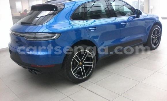 Nunua Ilio tumika Porsche Cayenne Blue Gari ndani ya Mbabane nchini Manzini Nunua Ilio tumika Porsche Cayenne Blue Gari ndani ya Mbabane nchini Manzini
