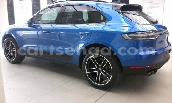 Nunua Ilio tumika Porsche Cayenne Blue Gari ndani ya Mbabane nchini Manzini Nunua Ilio tumika Porsche Cayenne Blue Gari ndani ya Mbabane nchini Manzini