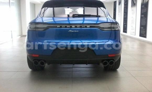 Nunua Ilio tumika Porsche Cayenne Blue Gari ndani ya Mbabane nchini Manzini Nunua Ilio tumika Porsche Cayenne Blue Gari ndani ya Mbabane nchini Manzini