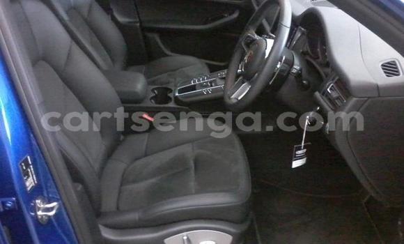 Nunua Ilio tumika Porsche Cayenne Blue Gari ndani ya Mbabane nchini Manzini Nunua Ilio tumika Porsche Cayenne Blue Gari ndani ya Mbabane nchini Manzini
