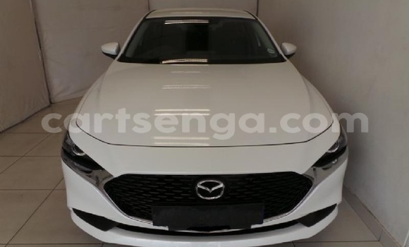 Nunua Ilio tumika Mazda 3 White Gari ndani ya Ezulwini nchini Hhohho Nunua Ilio tumika Mazda 3 White Gari ndani ya Ezulwini nchini Hhohho