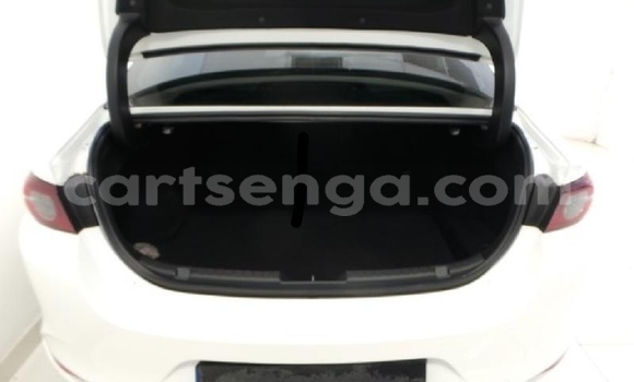 Nunua Ilio tumika Mazda 3 White Gari ndani ya Ezulwini nchini Hhohho Nunua Ilio tumika Mazda 3 White Gari ndani ya Ezulwini nchini Hhohho