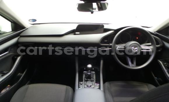 Nunua Ilio tumika Mazda 3 White Gari ndani ya Ezulwini nchini Hhohho Nunua Ilio tumika Mazda 3 White Gari ndani ya Ezulwini nchini Hhohho