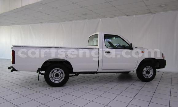 Acheter Occasion Voiture Nissan NP 300 Blanc à Mbabane, Manzini Acheter Occasion Voiture Nissan NP 300 Blanc à Mbabane, Manzini