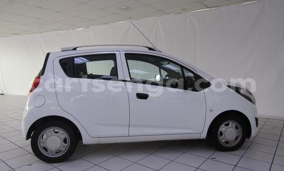Acheter Occasion Voiture Chevrolet Spark Blanc à Mbabane, Manzini Acheter Occasion Voiture Chevrolet Spark Blanc à Mbabane, Manzini