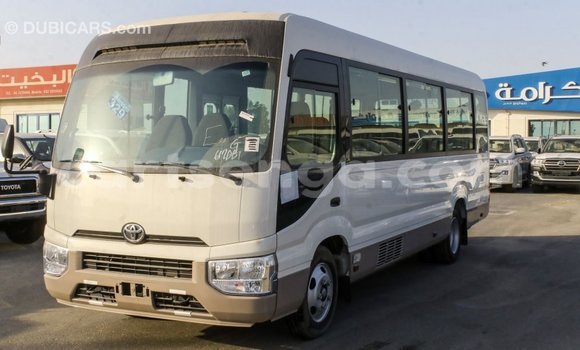 Buy Import Toyota Coaster White Car in Import - Dubai in Hhohho Buy Import Toyota Coaster White Car in Import - Dubai in Hhohho