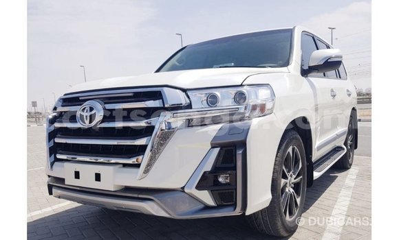Buy Import Toyota Land Cruiser White Car in Import - Dubai in Hhohho Buy Import Toyota Land Cruiser White Car in Import - Dubai in Hhohho