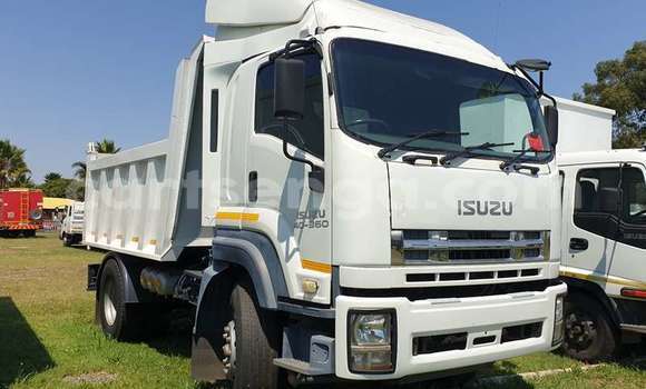 Acheter Occasion Utilitaire Isuzu FTR 850 Blanc à Ezulwini, Hhohho Acheter Occasion Utilitaire Isuzu FTR 850 Blanc à Ezulwini, Hhohho