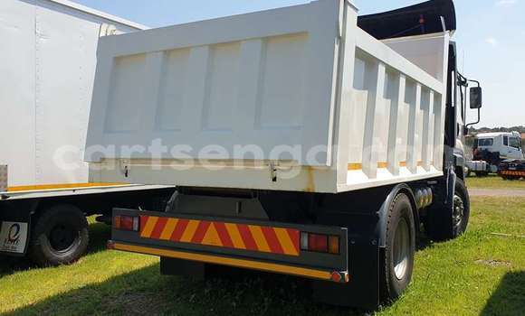 Acheter Occasion Utilitaire Isuzu FTR 850 Blanc à Ezulwini, Hhohho Acheter Occasion Utilitaire Isuzu FTR 850 Blanc à Ezulwini, Hhohho