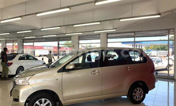 Nunua Ilio tumika Toyota Avanza Silver Gari ndani ya Mbabane nchini Manzini Nunua Ilio tumika Toyota Avanza Silver Gari ndani ya Mbabane nchini Manzini