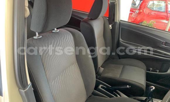 Nunua Ilio tumika Toyota Avanza Silver Gari ndani ya Mbabane nchini Manzini Nunua Ilio tumika Toyota Avanza Silver Gari ndani ya Mbabane nchini Manzini