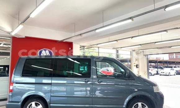 Acheter Occasion Voiture Volkswagen Caravelle Bleu à Ezulwini, Hhohho Acheter Occasion Voiture Volkswagen Caravelle Bleu à Ezulwini, Hhohho