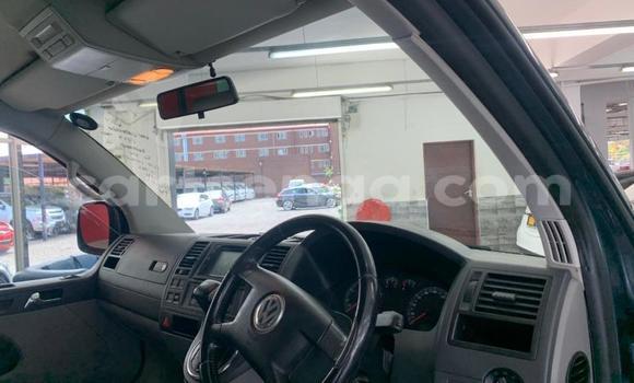 Acheter Occasion Voiture Volkswagen Caravelle Bleu à Ezulwini, Hhohho Acheter Occasion Voiture Volkswagen Caravelle Bleu à Ezulwini, Hhohho