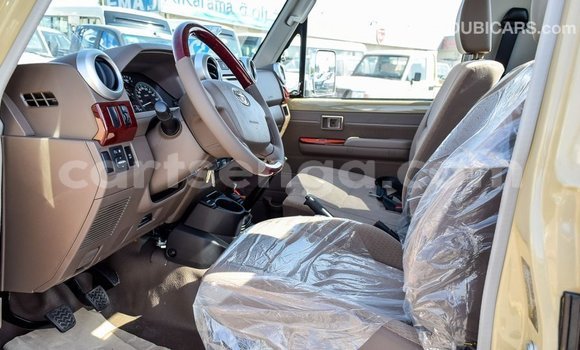 Buy Import Toyota Land Cruiser Beige Car in Import - Dubai in Hhohho Buy Import Toyota Land Cruiser Beige Car in Import - Dubai in Hhohho