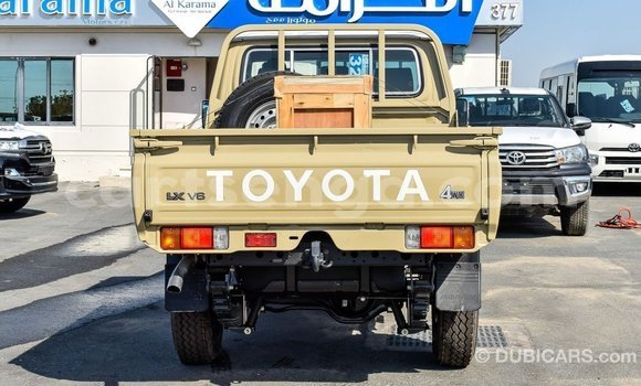Buy Import Toyota Land Cruiser Beige Car in Import - Dubai in Hhohho Buy Import Toyota Land Cruiser Beige Car in Import - Dubai in Hhohho