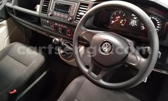 Acheter Occasion Voiture Volkswagen Transporter Blanc à Mbabane, Manzini Acheter Occasion Voiture Volkswagen Transporter Blanc à Mbabane, Manzini