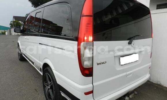 Nunua Ilio tumika Mercedes‒Benz Vito White Gari ndani ya Ezulwini nchini Hhohho Nunua Ilio tumika Mercedes‒Benz Vito White Gari ndani ya Ezulwini nchini Hhohho
