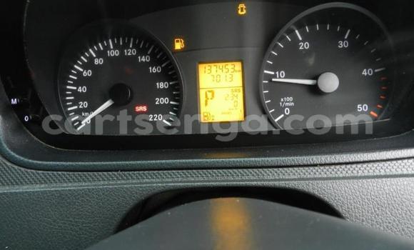 Nunua Ilio tumika Mercedes‒Benz Vito White Gari ndani ya Ezulwini nchini Hhohho Nunua Ilio tumika Mercedes‒Benz Vito White Gari ndani ya Ezulwini nchini Hhohho