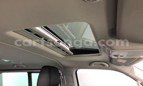 Nunua Ilio tumika Volkswagen Caravelle White Gari ndani ya Ezulwini nchini Hhohho Nunua Ilio tumika Volkswagen Caravelle White Gari ndani ya Ezulwini nchini Hhohho