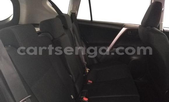 Acheter Occasion Voiture Toyota RAV4 Blanc à Mbabane, Manzini Acheter Occasion Voiture Toyota RAV4 Blanc à Mbabane, Manzini