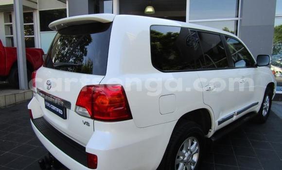 Acheter Occasion Voiture Toyota Land Cruiser Blanc à Mbabane, Manzini Acheter Occasion Voiture Toyota Land Cruiser Blanc à Mbabane, Manzini