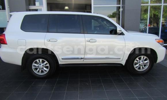 Acheter Occasion Voiture Toyota Land Cruiser Blanc à Mbabane, Manzini Acheter Occasion Voiture Toyota Land Cruiser Blanc à Mbabane, Manzini