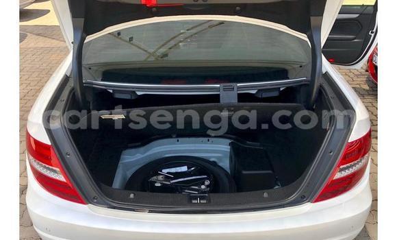 Acheter Occasion Voiture Mercedes‒Benz C–Class Blanc à Manzini, Manzini Acheter Occasion Voiture Mercedes‒Benz C–Class Blanc à Manzini, Manzini