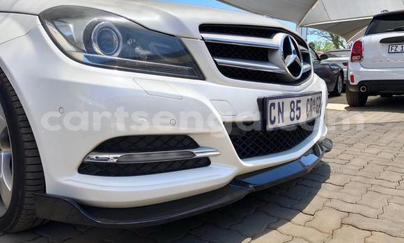 Acheter Occasion Voiture Mercedes‒Benz C–Class Blanc à Manzini, Manzini Acheter Occasion Voiture Mercedes‒Benz C–Class Blanc à Manzini, Manzini