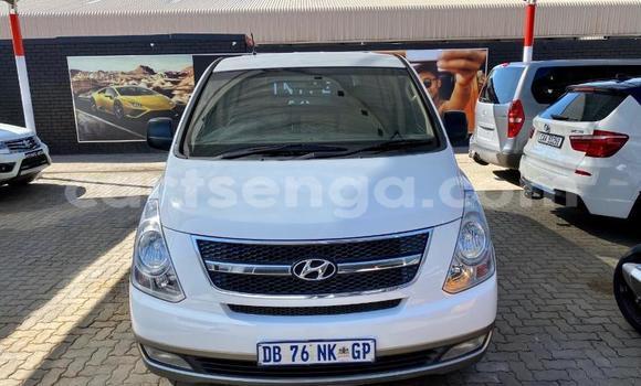 Acheter Occasion Voiture Hyundai H1 Blanc à Manzini, Manzini Acheter Occasion Voiture Hyundai H1 Blanc à Manzini, Manzini