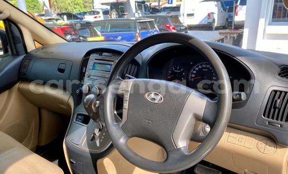 Acheter Occasion Voiture Hyundai H1 Blanc à Manzini, Manzini Acheter Occasion Voiture Hyundai H1 Blanc à Manzini, Manzini