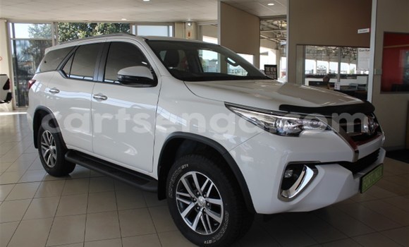 Medium with watermark toyota fortuner hhohho ezulwini 16477
