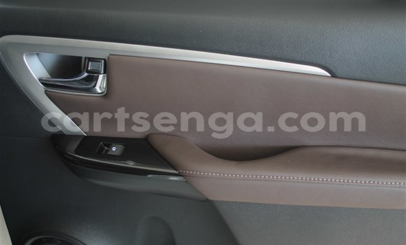 Buy Used Toyota Fortuner White Car in Ezulwini in Hhohho Buy Used Toyota Fortuner White Car in Ezulwini in Hhohho