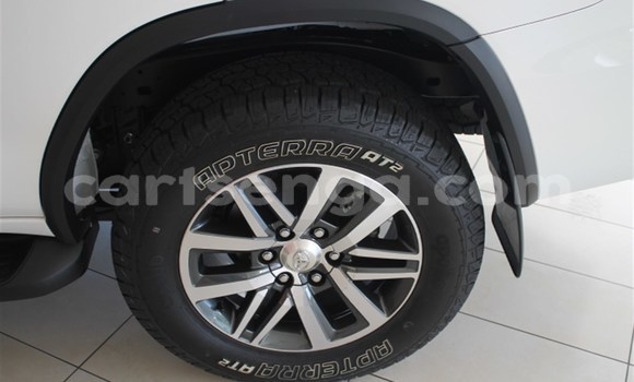 Buy Used Toyota Fortuner White Car in Ezulwini in Hhohho Buy Used Toyota Fortuner White Car in Ezulwini in Hhohho