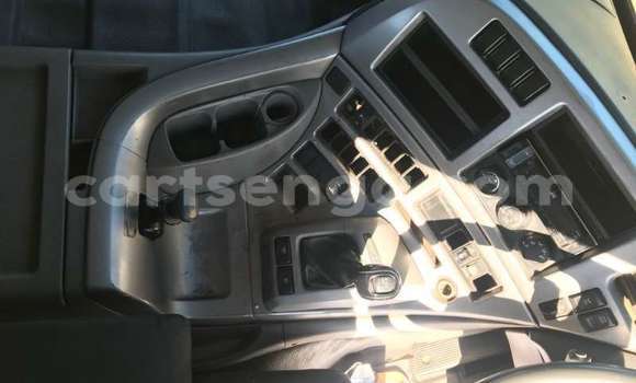 Acheter Occasion Utilitaire Nissan UD Blanc à Import - Dubai, Hhohho Acheter Occasion Utilitaire Nissan UD Blanc à Import - Dubai, Hhohho