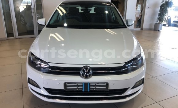Buy Used Volkswagen Polo White Car in Ezulwini in Hhohho Buy Used Volkswagen Polo White Car in Ezulwini in Hhohho