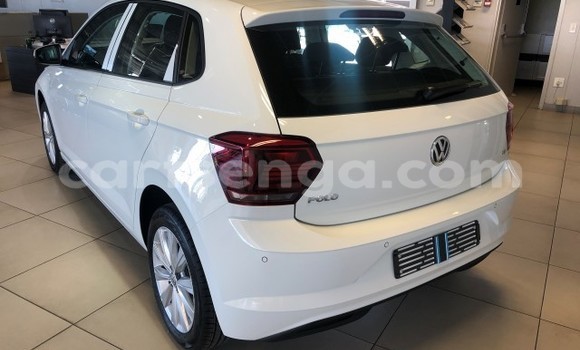 Buy Used Volkswagen Polo White Car in Ezulwini in Hhohho Buy Used Volkswagen Polo White Car in Ezulwini in Hhohho