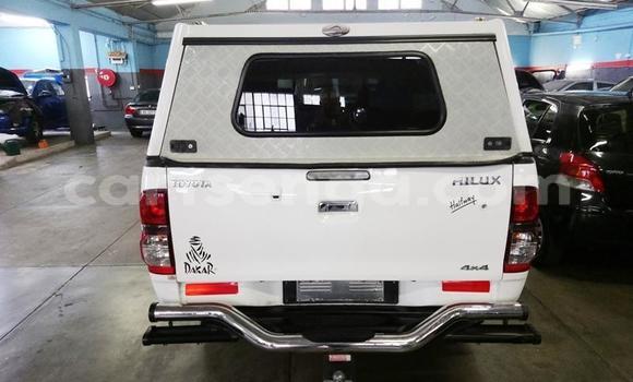 Buy Used Toyota Hilux White Car in Big Bend in Lubombo District Buy Used Toyota Hilux White Car in Big Bend in Lubombo District