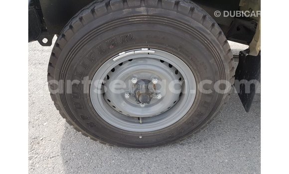 Buy Import Toyota Land Cruiser Beige Car in Import - Dubai in Hhohho Buy Import Toyota Land Cruiser Beige Car in Import - Dubai in Hhohho