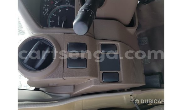 Buy Import Toyota Land Cruiser Beige Car in Import - Dubai in Hhohho Buy Import Toyota Land Cruiser Beige Car in Import - Dubai in Hhohho