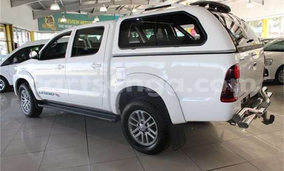 Buy Used Toyota Hilux White Car in Mbabane in Manzini Buy Used Toyota Hilux White Car in Mbabane in Manzini