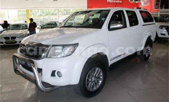 Buy Used Toyota Hilux White Car in Mbabane in Manzini Buy Used Toyota Hilux White Car in Mbabane in Manzini