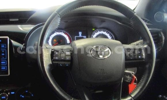 Acheter Occasion Voiture Toyota Hilux Blanc à Mbabane, Manzini Acheter Occasion Voiture Toyota Hilux Blanc à Mbabane, Manzini