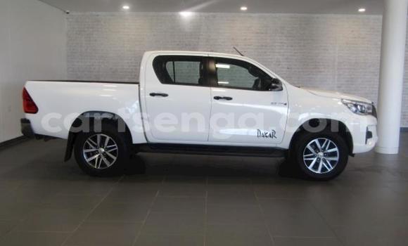 Acheter Occasion Voiture Toyota Hilux Blanc à Mbabane, Manzini Acheter Occasion Voiture Toyota Hilux Blanc à Mbabane, Manzini