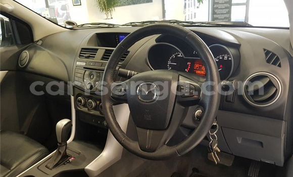 Buy Used Mazda BT-50 White Car in Bhunya in Manzini Buy Used Mazda BT-50 White Car in Bhunya in Manzini