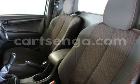 Buy Used Isuzu KB White Car in Bhunya in Manzini Buy Used Isuzu KB White Car in Bhunya in Manzini