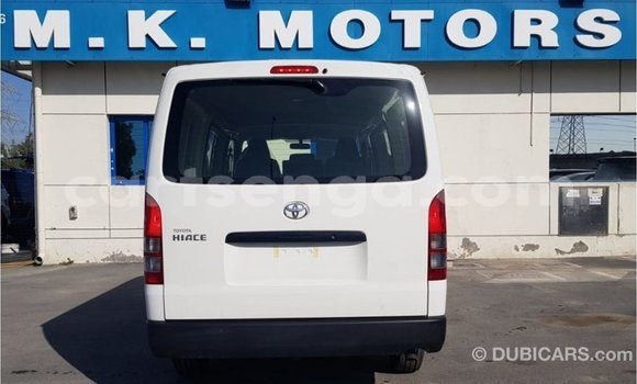 Buy Import Toyota Hiace White Car in Import - Dubai in Hhohho Buy Import Toyota Hiace White Car in Import - Dubai in Hhohho