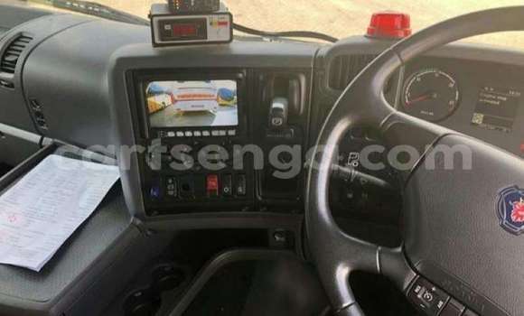 Buy Used Scania R420 White Truck in Ezulwini in Hhohho Buy Used Scania R420 White Truck in Ezulwini in Hhohho